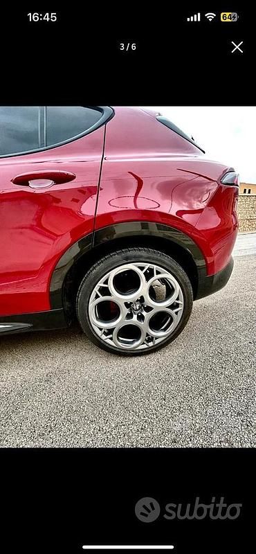 Usata Alfa Romeo Tonale 131 CV (96 kW) 2022 Rosso SUV