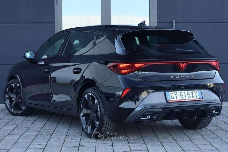 Usata Cupra Leon 150 CV (110 kW) 2025 Nero Berlina