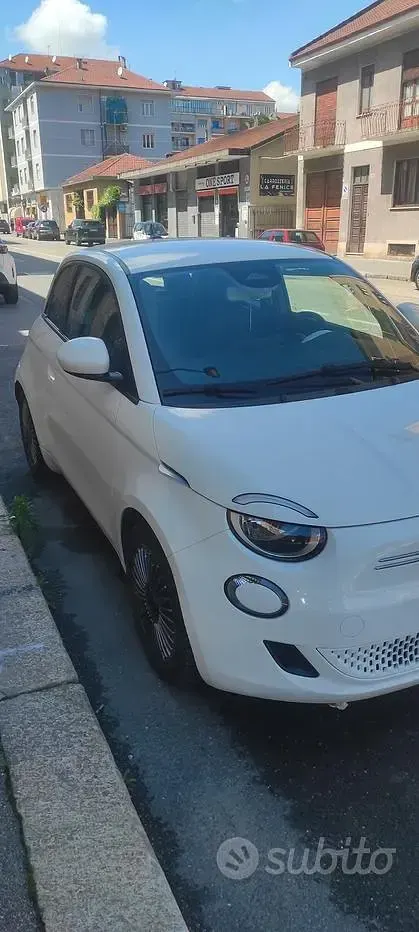 Usata Fiat 500e La Prima 42 kW (58 CV) 2021 Bianco Utilitaria