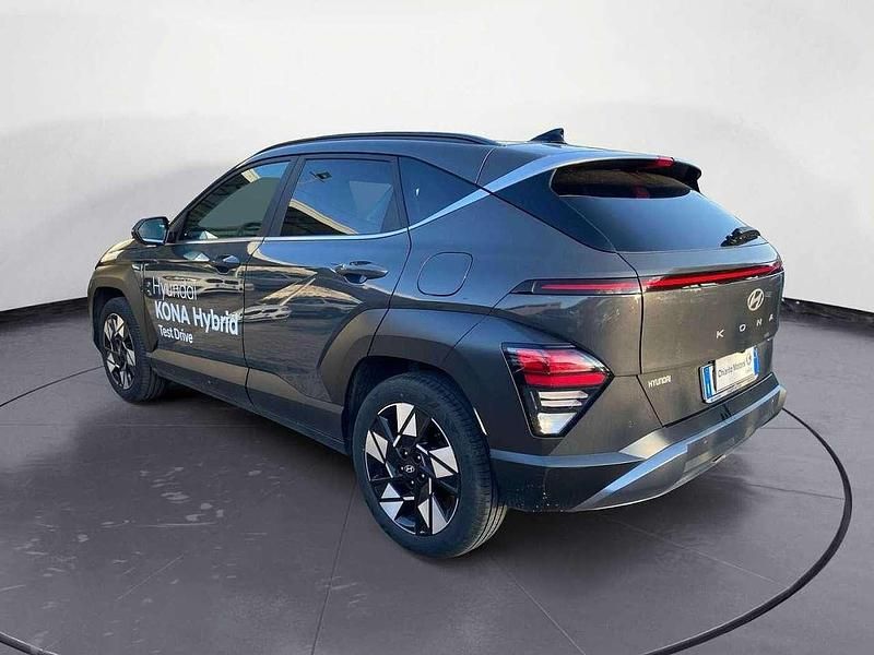 Usata Hyundai Kona 105 CV (77 kW) 2024 Ecotronic grey SUV