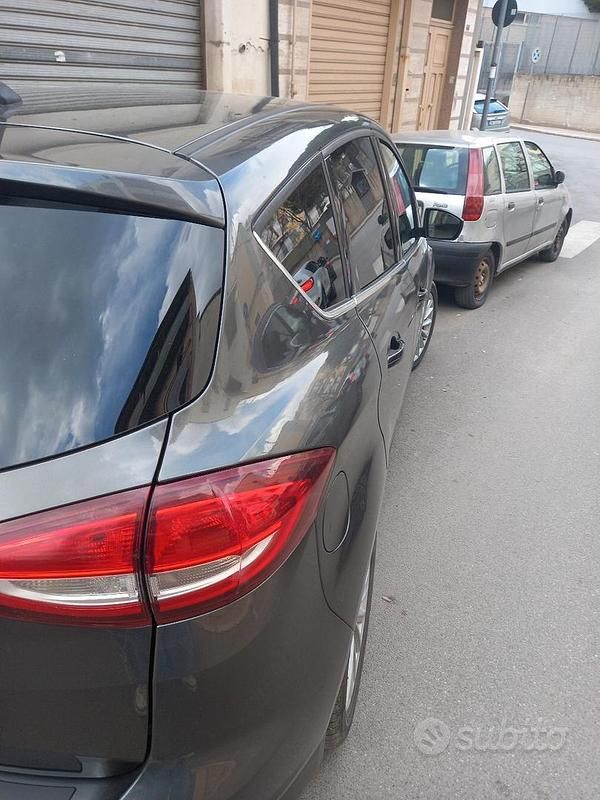 Usata Ford C-MAX Titanium 120 CV (88 kW) 2018 Grigio Monovolume