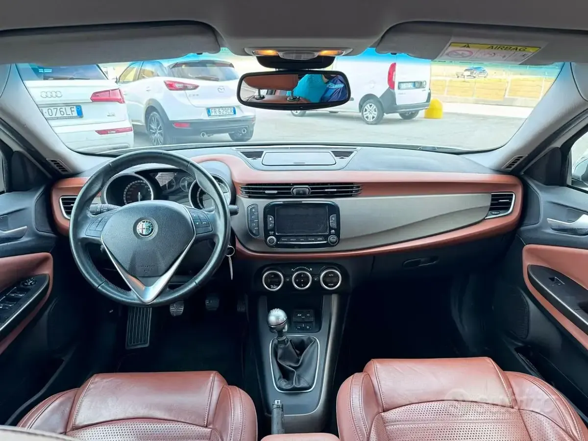 Usata Alfa Romeo Giulietta 150 CV (110 kW) 2014 Utilitaria