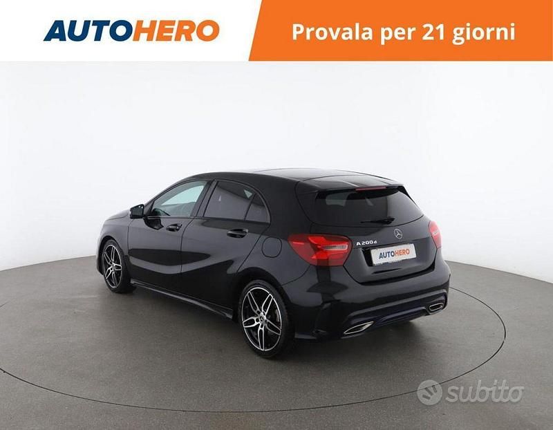 Usata Mercedes A200 136 CV (100 kW) 2017 Nero Berlina