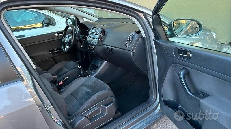 Usata VW Golf VII 105 CV (77 kW) 2012 Grigio Berlina