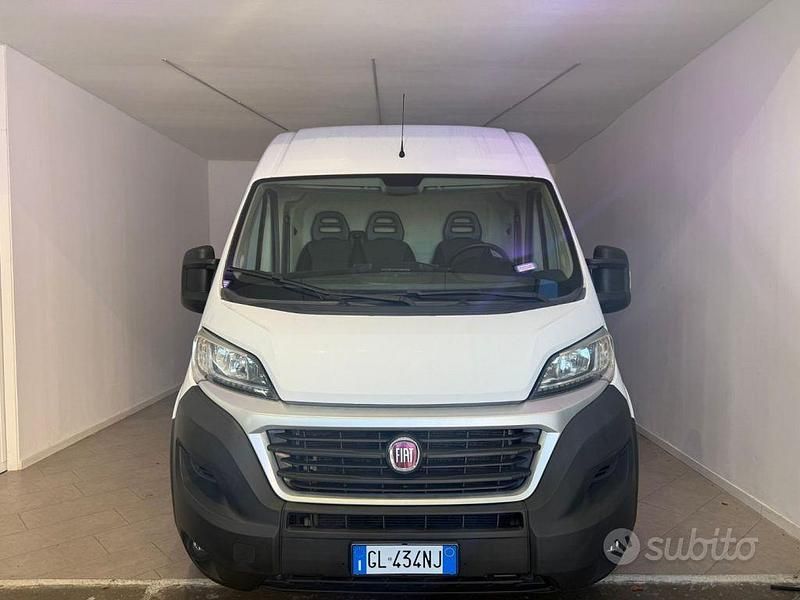 Usado Fiat Ducato 33 131 HP (96 kW) 2018 Branco Van