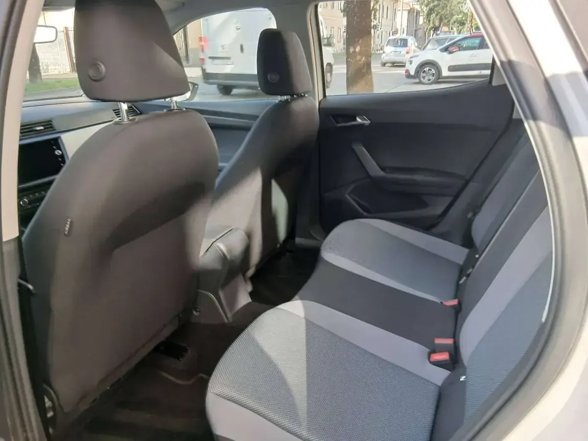 Usata Seat Arona Style 95 CV (69 kW) 2019 Bianco SUV