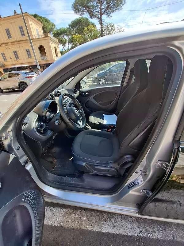 Usata Smart ForFour Passion 61 CV (44 kW) 2015 Utilitaria