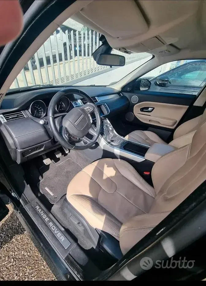 Usata Land Rover Range Rover evoque 150 CV (110 kW) 2014 Nero SUV