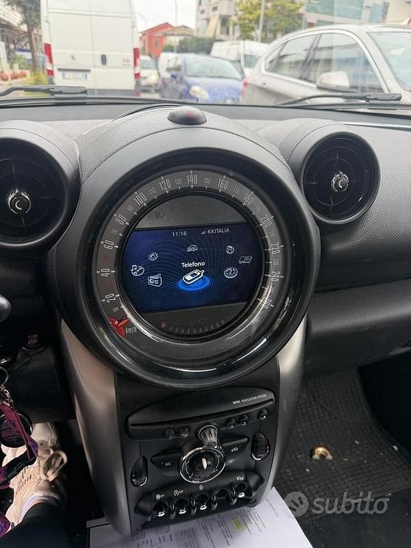 Usata Mini Countryman 111 CV (81 kW) 2016 Bianco SUV