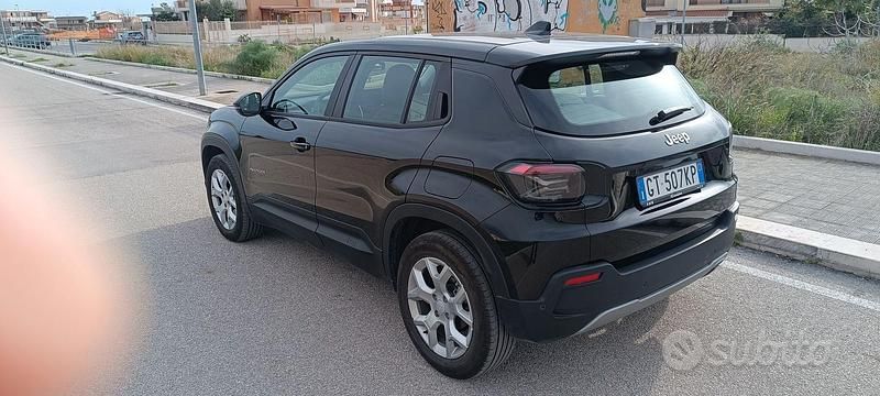 Usata Jeep Avenger 100 CV (73 kW) 2024 Nero SUV