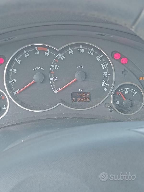 Usata Opel Meriva 101 CV (74 kW) 2008 Nero Monovolume