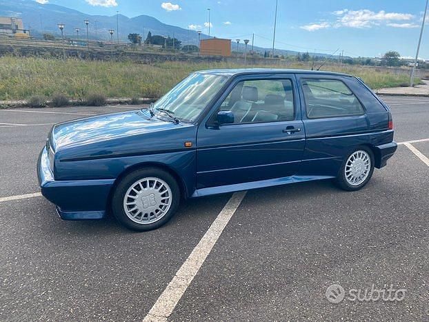 Usata VW Golf II GTI 160 CV (117 kW) 1990 Blu Utilitaria