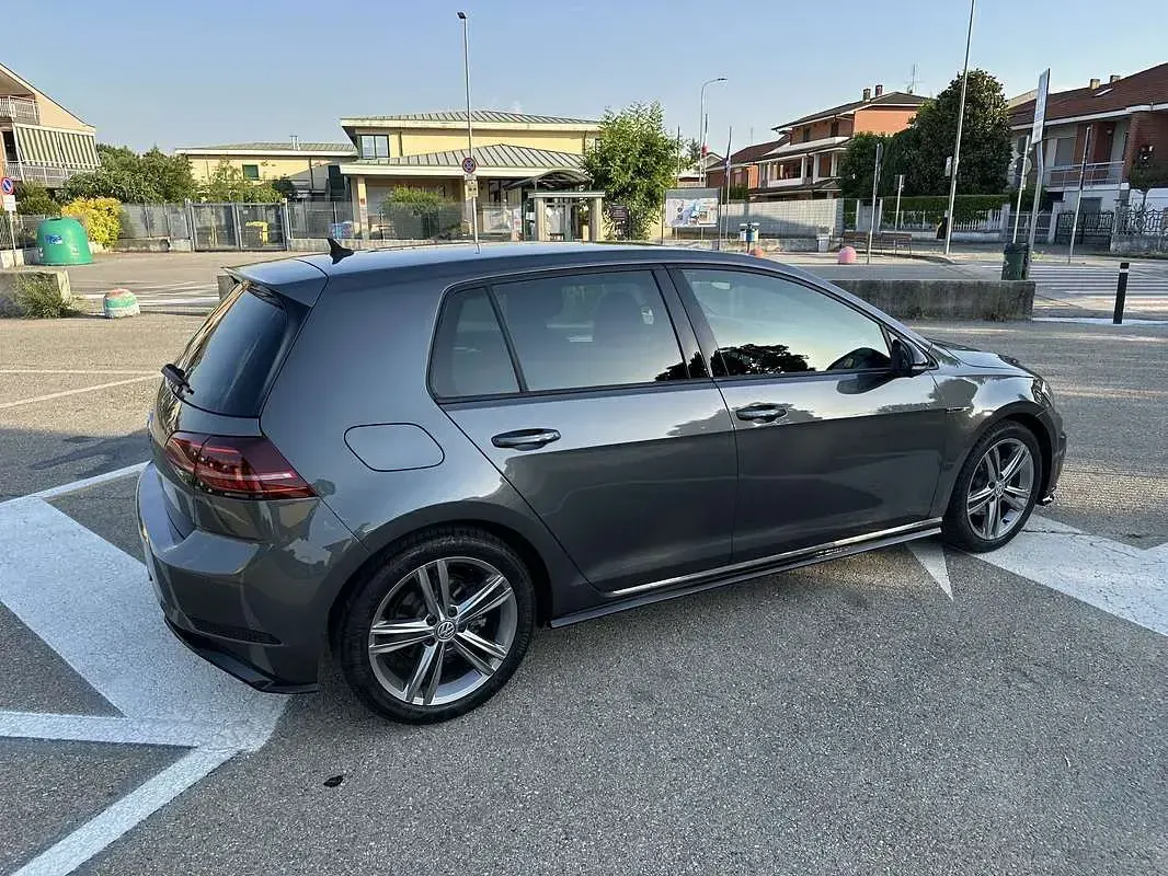 Usata VW Golf VII Sportline 150 CV (110 kW) 2018 Berlina