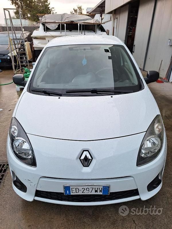 Usado Renault Twingo 64 HP (47 kW) 2007 Branco Citadino