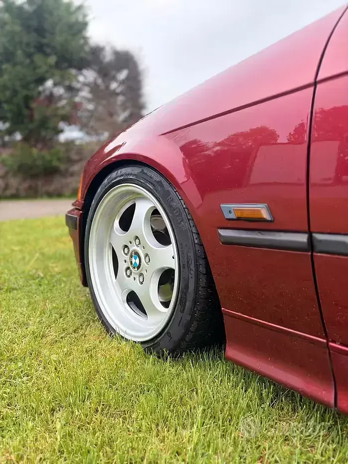 Usata BMW 318 113 CV (83 kW) 1991 Rosso Berlina