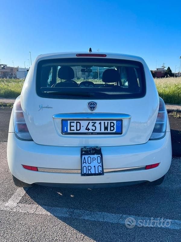 Usata Lancia Ypsilon 2011 Utilitaria