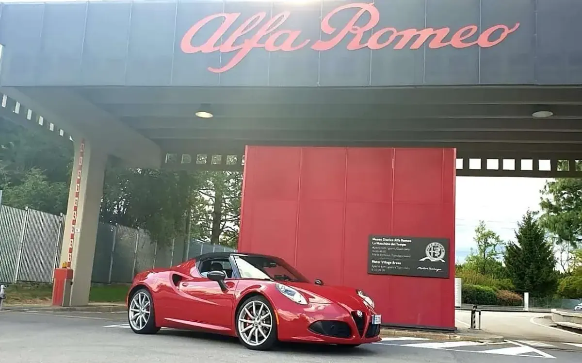 Usata Alfa Romeo 4C Spider 241 CV (177 kW) 2016 Cabrio