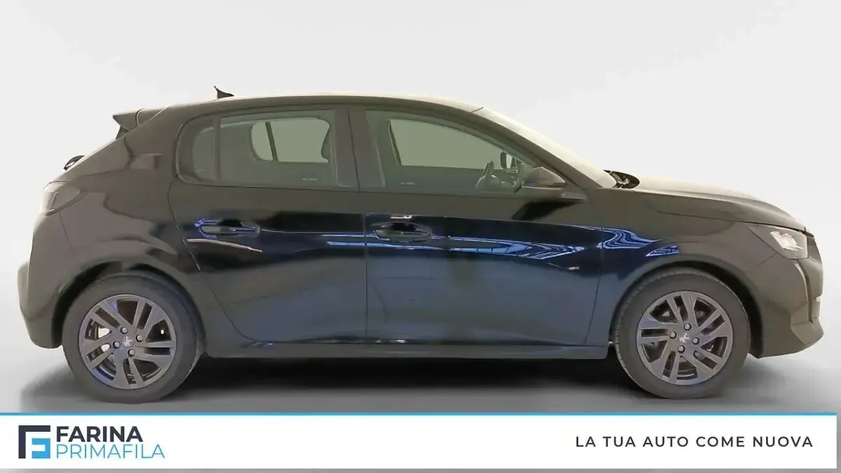Usata Peugeot 208 Active 75 CV (55 kW) 2021 Nero Utilitaria