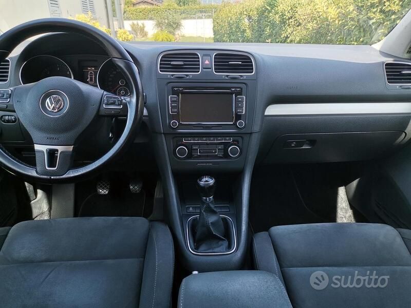 Usata VW Golf VI Highline 105 CV (77 kW) 2010 Grigio Utilitaria