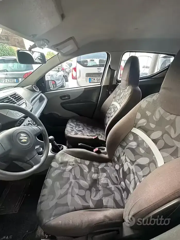 Usata Suzuki Alto GLX 68 CV (50 kW) 2011 Marrone Utilitaria
