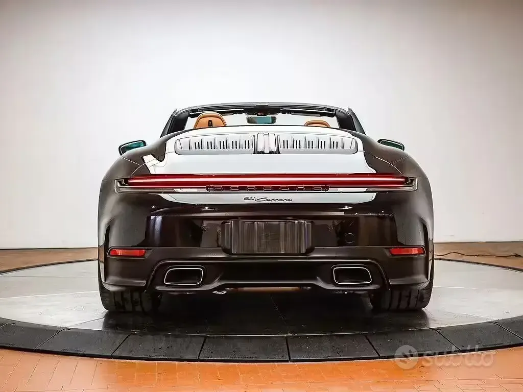 Nuova Porsche 911 Carrera Cabriolet 480 CV (353 kW) 2026 Nero Cabrio