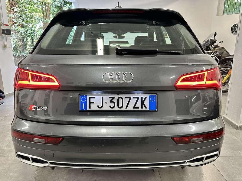 Usata Audi SQ5 354 CV (260 kW) 2017 Grigio mythos metallizzato SUV