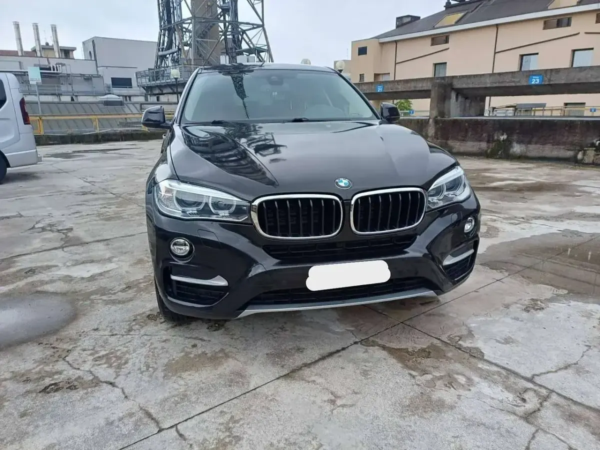 Usata BMW X6 288 CV (211 kW) 2015 Nero SUV