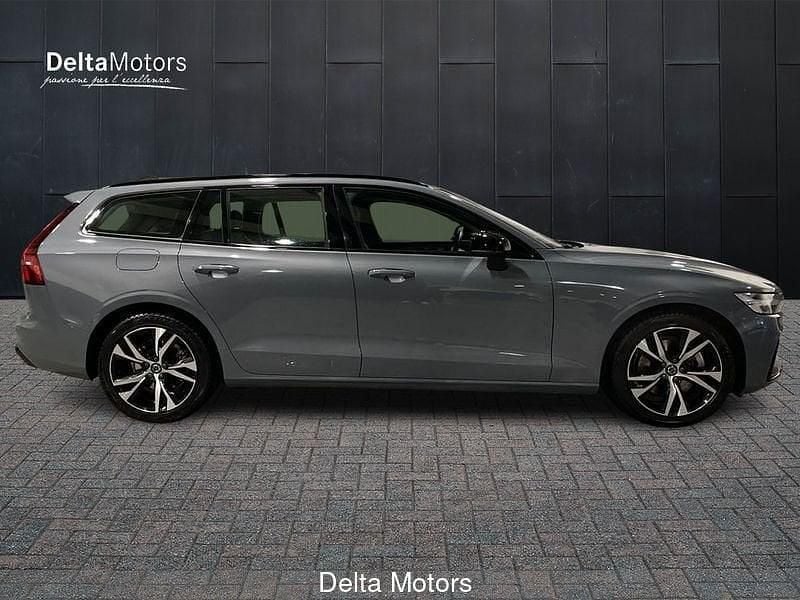 Usata Volvo V60 Plus 197 CV (144 kW) 2023 Gray Station wagon