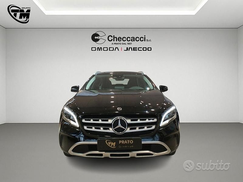 Usata Mercedes GLA180 Business 109 CV (80 kW) 2018 Nero SUV