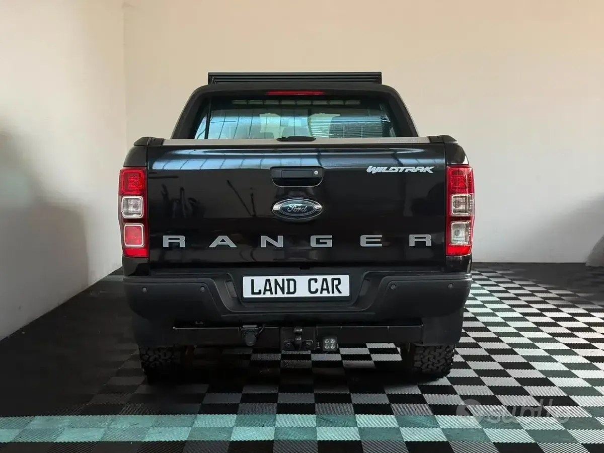 Usata Ford Ranger Wildtrack 160 CV (117 kW) 2018 Nero Pick-up