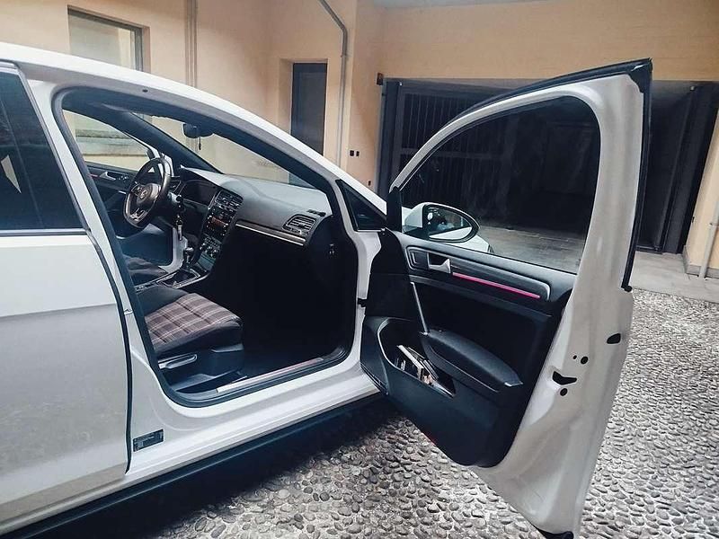 Usata VW Golf VIII GTI 245 CV (180 kW) 2020 Bianco Berlina