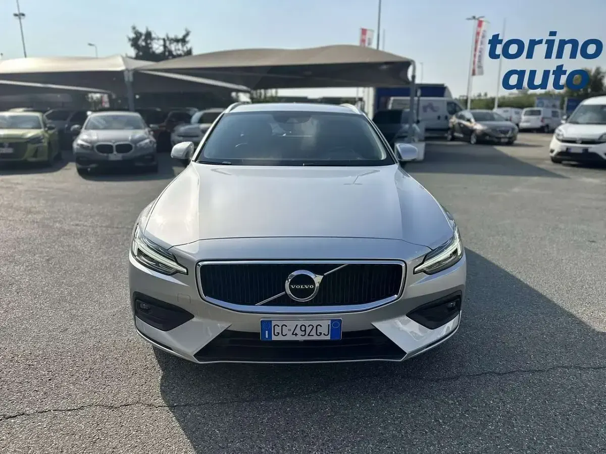 Usata Volvo V60 Business Edition 150 CV (110 kW) 2020 Grigio Station wagon