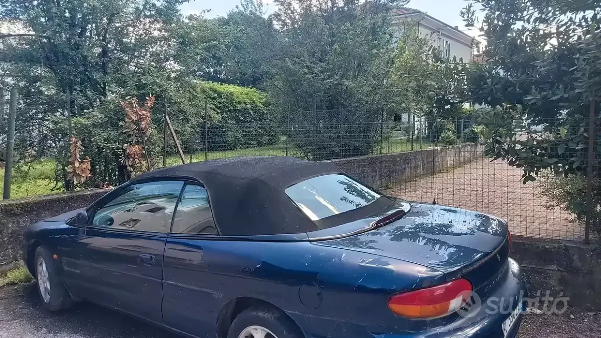 Usata Chrysler Stratus 133 CV (97 kW) 2001 Cabrio