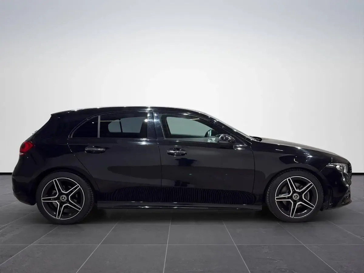 Usata Mercedes A200 Premium 150 CV (110 kW) 2022 Nero Berlina