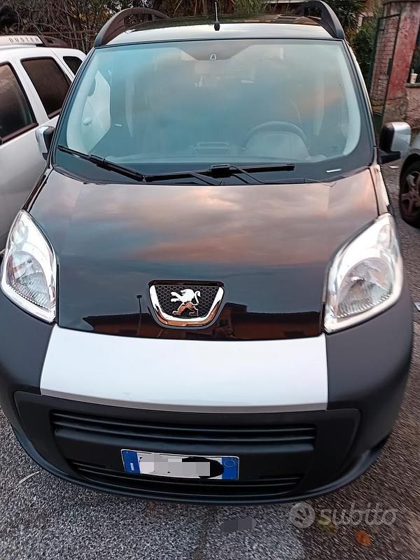 Nero Usata 2012 Peugeot Bipper Monovolume | 5200 € - Immagine 1/4