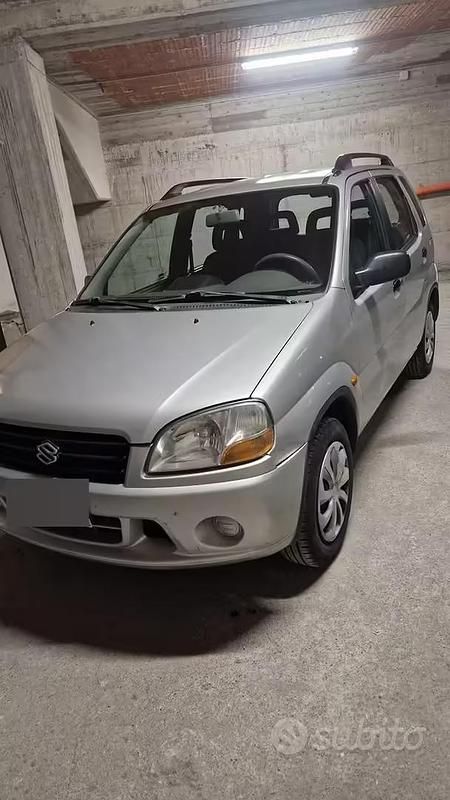 Usata Suzuki Ignis 2001 Grigio Utilitaria