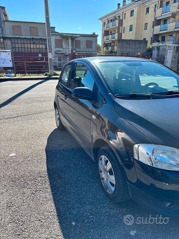 Usata VW Fox 54 CV (39 kW) 2007 Nero Utilitaria