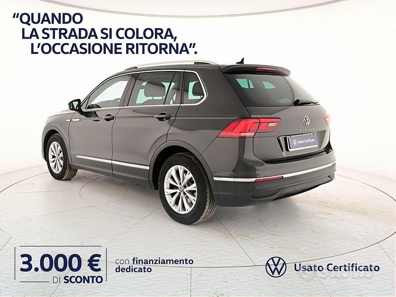 Usata VW Tiguan Life 150 CV (110 kW) 2022 Grigio urano SUV