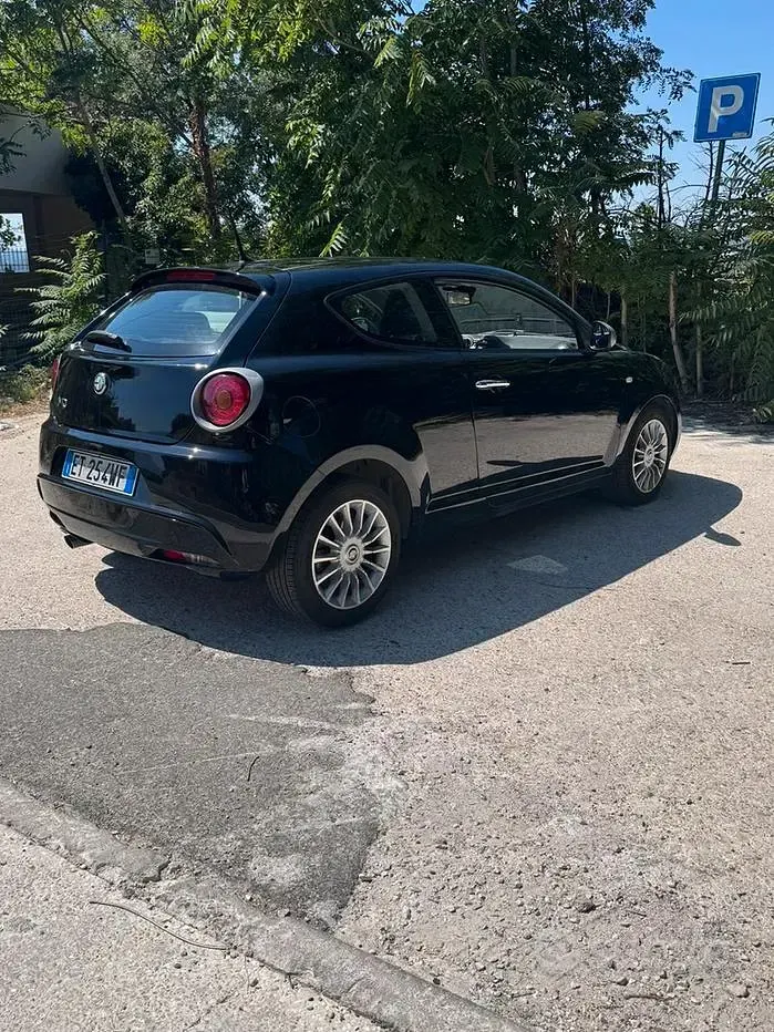 Usata Alfa Romeo MiTo Distinctive 85 CV (62 kW) 2014 Nero Utilitaria