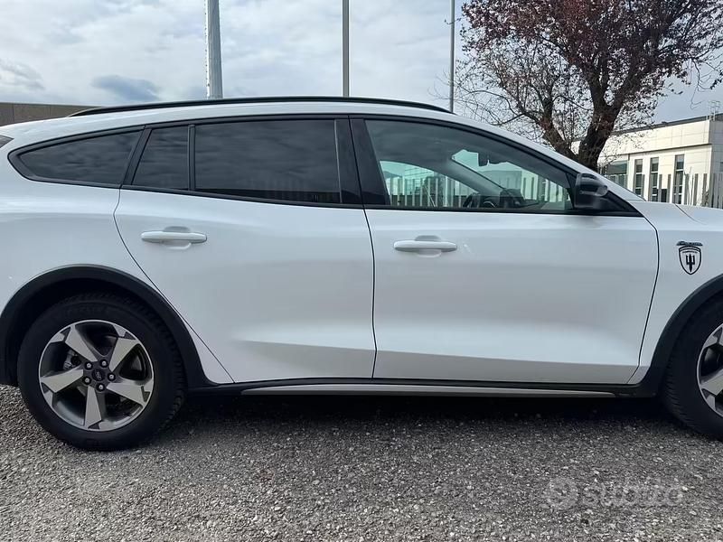 Usata Ford Focus Active 120 CV (88 kW) 2019 Bianco Station wagon