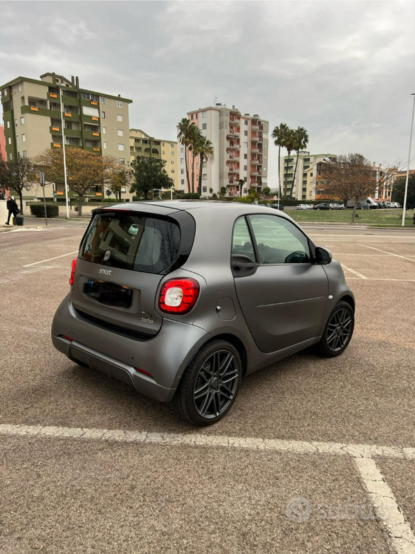 Usato 2017 Smart ForTwo Coupé 0.9 Benzin 90 CV (16.500 €)
