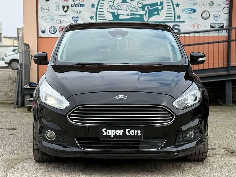 Usata Ford S-MAX Titanium 150 CV (110 kW) 2016 Nero Monovolume