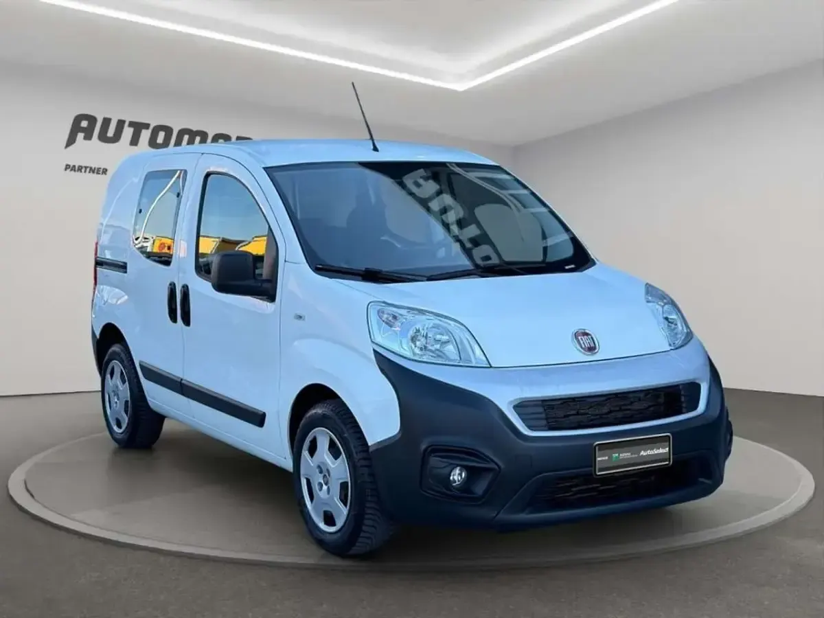 Usata Fiat Fiorino 95 CV (69 kW) 2021 Bianco Monovolume