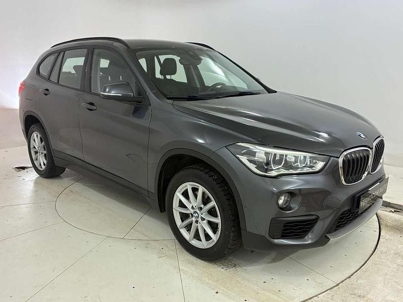 Usata BMW X1 Advantage 150 CV (110 kW) 2017 Grigio scuro SUV