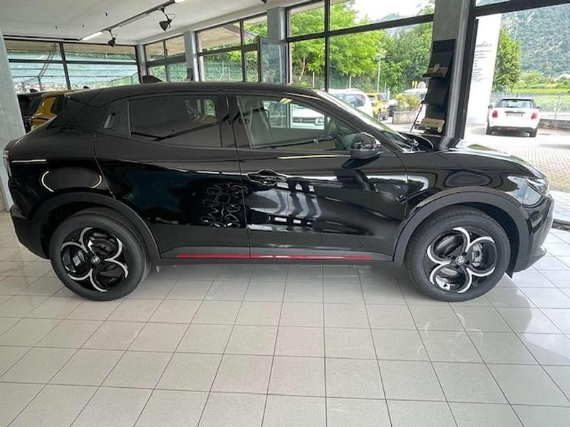 Nuova Alfa Romeo GT Junior Edizione Speciale 145 CV (106 kW) 2026 Nero Berlina