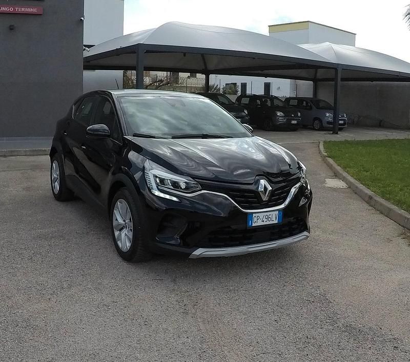 Usata Renault Captur Evolution 140 CV (102 kW) 2023 Nero SUV