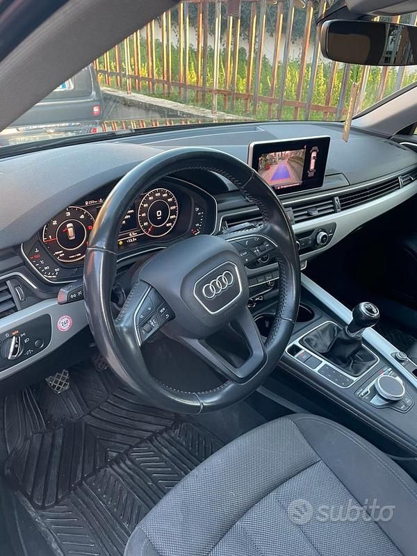 Usata Audi A4 2017 Blu Station wagon