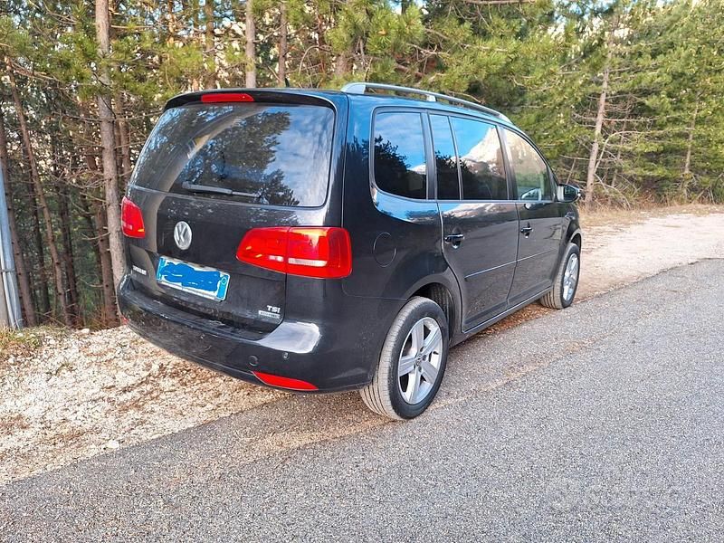 Usata VW Touran 150 CV (110 kW) 2011 Monovolume