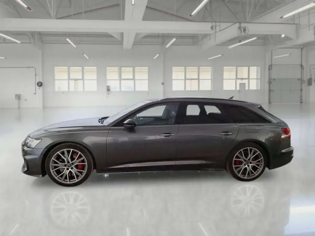 Usata Audi A6 S-line plus 252 CV (185 kW) 2020 Grigio daytona Station wagon