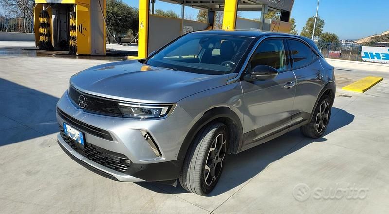 Usata Opel Mokka Ultimate 130 CV (95 kW) 2022 Grigio SUV